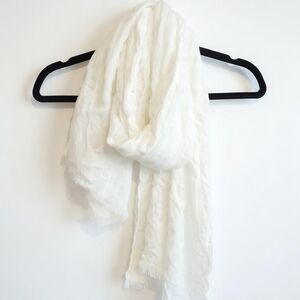 DKNY Soft White  Scarf